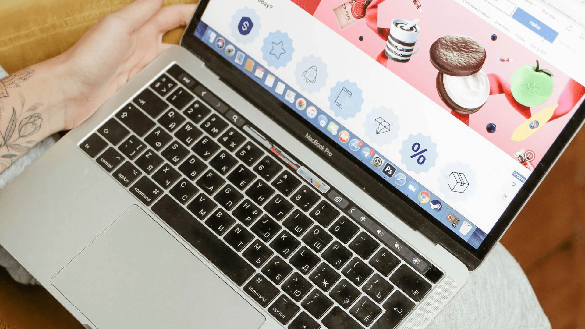 Meneroka Peranan LMS dalam Memperkasa Latihan Jualan Digital di Malaysia